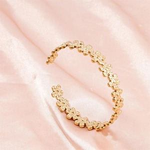Flower Cuff Bracelet Stainless Steel 18K Gold Plated Adjustable Open Bangle Hollow Daisy Floral Design Women Jewelry