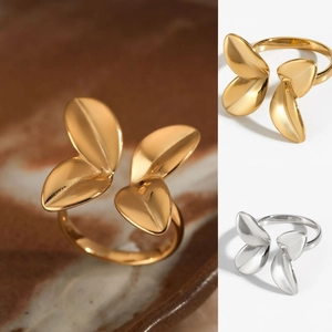 Bague Ouverte Ajustable Acier Inoxydable 316 Plaqué PVD Forme Pétale Feuille Bijoux Mode Poli Imperméable Pour Femmes