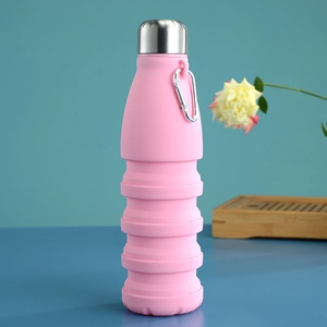Gourde pliable en silicone rose avec bouchon métallique et mousqueton, style de vie