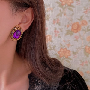Vintage gold oval purple gemstone clip-on earrings with lace border and pearl accents