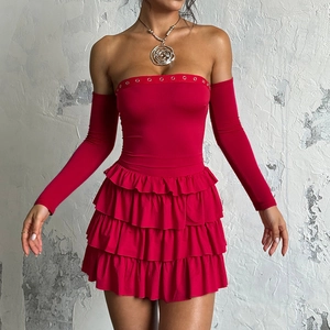 Off-Shoulder Minikleid Und Separate Lange Ärmel Gestufte Rüschen Ösen Schmale Passform Strick Sexy Party Clubwear