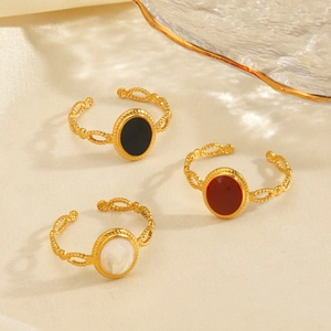 Vintage oval open rings in black red and cream gold plated weave band jewelry