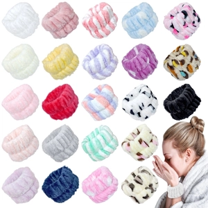 Absorbent plush wristbands for washing face in various colors and animal patterns