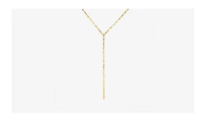 Vue détaillée du collier en Y plaqué or 18 carats avec pendentif pompon en forme de barre