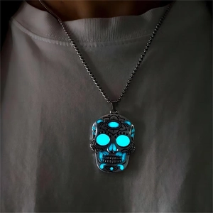 Luminous Sugar Skull Pendant Necklace Zinc Alloy Glow In The Dark Gothic Floral Carved Jewelry For Halloween Day Of The Dead Unisex