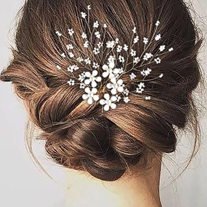 Elegant white floral bridal hair pin with beads and metal wire weaving for wedding hairstyles