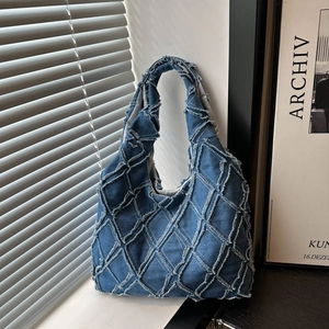 Women Shoulder Tote Bag Frayed Edge Denim Canvas Large Capacity Diamond Lattice Grid Pattern Retro Distressed Streetwear Armpit Handbag