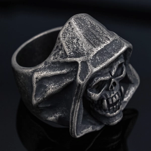 Retro punk gothic hooded skull ring in vintage silver finish with dark motorcycle style