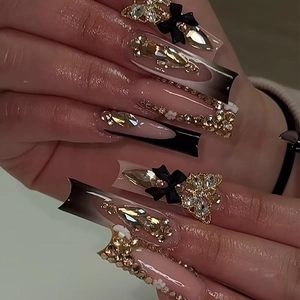 Long Coffin Press On Nägel Schwarz Französisch Gradient Mit 3D Goldener Schmetterling Strass Dekor ABS Kunststoff Elegant