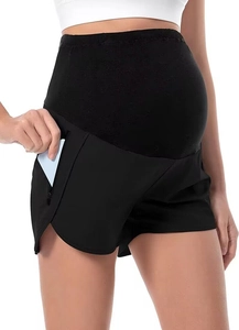 Dettaglio dei pantaloncini sportivi premaman con tasca laterale e vita alta