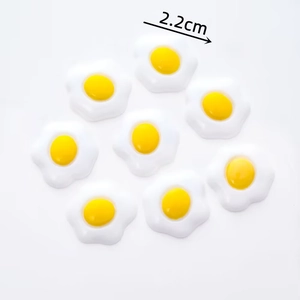 Set of 8 miniature resin fried egg charms for DIY crafts and phone case decor, size 2.2cm
