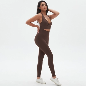 Deep brown seamless cross bra and high waist yoga set for women's fitness and running