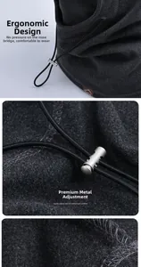 Vista detallada del calentador de cuello polar gris oscuro con cordón y hebilla de metal