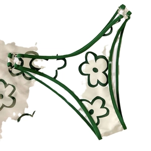 Ensemble bikini 3 pièces à fleurs, tissu blanc, imprimé floral vert et cordon latéral