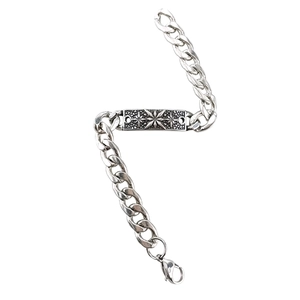 Retro hip-hop square plaque bracelet with starburst engraving on a silver Cuban chain