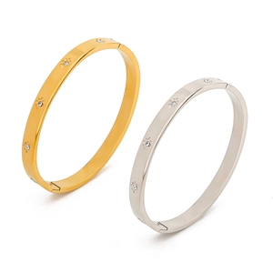 Eight-pointed star engraved titanium steel bracelets with diamonds in gold and silver