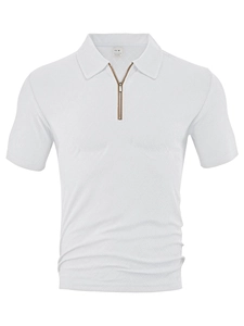 Détail du col zippé polo blanc pour hommes avec tissu en maille jacquard texturé