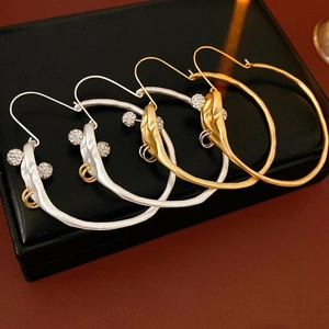 Retro Twisted Hoop Earrings Alloy Rhinestone Sphere Decor With Silver Earring Post Artistic Geometric Jewelry For Women