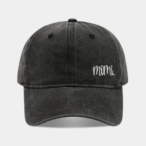 Washed cotton baseball cap with mimi embroidery and vintage soft top design