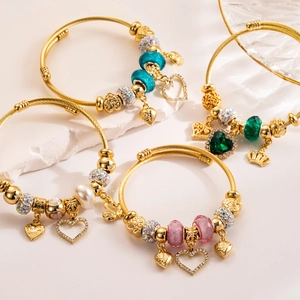 Adjustable Gold Plated Alloy Charm Bracelet For Women Heart Crown Swan Pendant Rhinestone DIY Beaded Jewelry Gift
