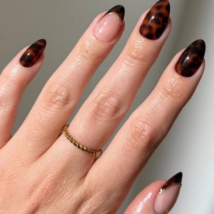 Press On Nails Leopard Print Tortoiseshell French Gold Line Long Almond Shape Artificial Fingernails For Women Elegant