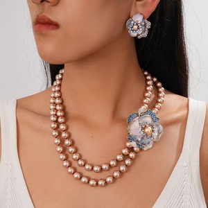 Collier Künstliche Perles Imitation Rangées Bijoux Fleur Émail Strass Avec Tige Argent Style Palais Élégant Femmes
