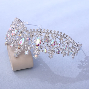 Detailed macro shot of silver bridal crown featuring teardrop and round rhinestones