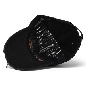 Casquette de baseball rétro en coton noir avec broderie et bords effet usé