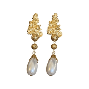 French vintage gold floral earrings with metallic beads and teardrop imitation pearls
