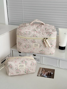 Set di borse per trucchi trapuntate a fiori rosa con borsa grande e astuccio piccolo