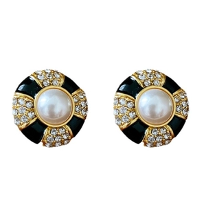 Vintage black enamel earrings with white pearl and gold metal base for women