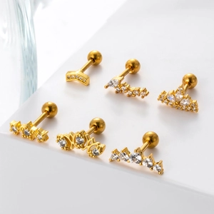 Set aus goldenen Edelstahl-Ohrsteckern mit Zirkonia-Kronen und Sternen für Knorpel