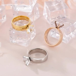 Bagues en acier titane tricolores avec diamant solitaire carré sur glaçons