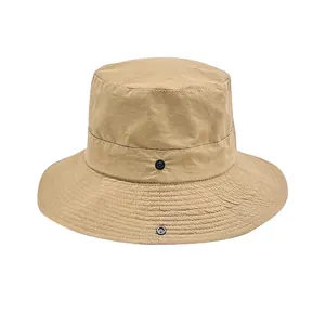 Cappello a secchiello kaki traspirante con bottoni a pressione metallici e protezione UV