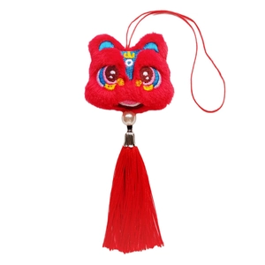 Pendentif traditionnel chinois lion dansant en peluche rouge avec broderie et gland