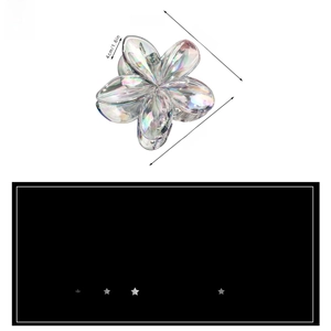 Detailed dimensions of holographic flower hair claw clip with pearlescent finish