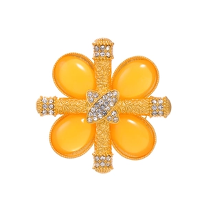 Baroque Vintage Floral Brooch For Women Yellow Flower Rhinestone Inlaid Zinc Alloy Pin For Suit Jacket Corsage Jewelry