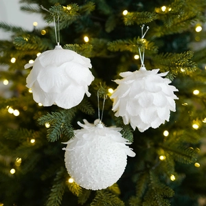 White Petal Christmas Ball Ornaments Foam Fabric Glitter Textured Hanging Holiday Party Tree Elegant Decorations
