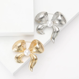 Elegant Bowknot Brooch Pin Alloy Artificial Pearl Fashion Clothing Accessories For Women Matte Gold Silver Finish