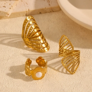 18K Gold Plated Stainless Steel Wave Rings For Women Hollow Geometric Open Adjustable Non-Tarnish Niche Jewelry