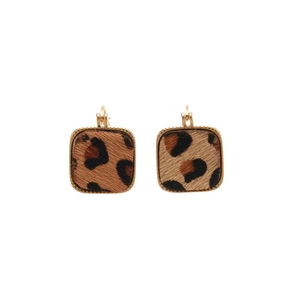 Orecchini quadrati placcati oro 18 carati con motivo leopardato e bordo metallico