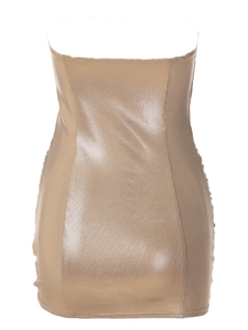 Vue arrière d'une mini robe moulante chic avec texture en maille et plis couleur beige