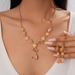 Vintage Geometric Resin Rhinestone Alloy Necklace Earrings Silver Earring Post Elegant Sweater Chain Jewelry For Women