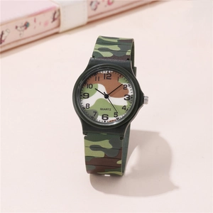 Camouflage Quartz Watch Analog Dial Alloy Case Plastic Strap Sporty Student Wristwatch For Kids Teens