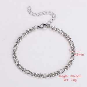 Detailed view of 4.5mm silver Figaro link bracelet with length and weight specifications