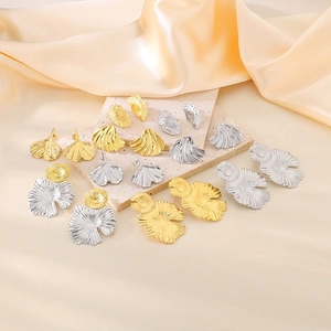 Statement Stud Earrings Stainless Steel Gold Plated Rhinestone Irregular Ginkgo Leaf Shell Heart Shape Fashion Women