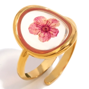 Bague rétro en acier inoxydable plaqué or 18 carats avec fleur séchée rose en résine