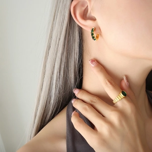 Ensemble boucles d'oreilles C et bague plaqué or 18K avec zircons verts pour femme