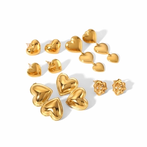 Elegant 18K gold-plated double heart stud earrings in polished stainless steel for women