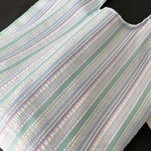 Sac fourre-tout en toile à rayures verticales avec tissu seersucker bleu et violet